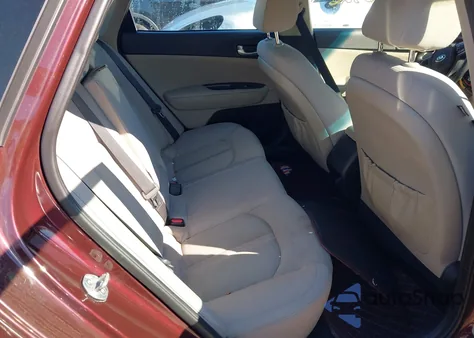 2018 Kia Optima Lx z USA, uszkodzony, nr VIN 5XXGT4L36JG221377